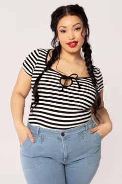 Hell Bunny Tops|Tops><noscript><img width=